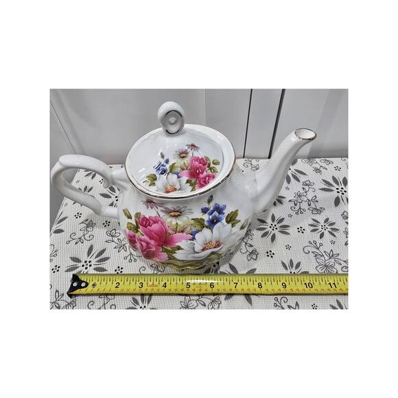 Grace Teaware Floral Teapot with Lid | White Porcelain | Gold Trim - Picture 3 of 15